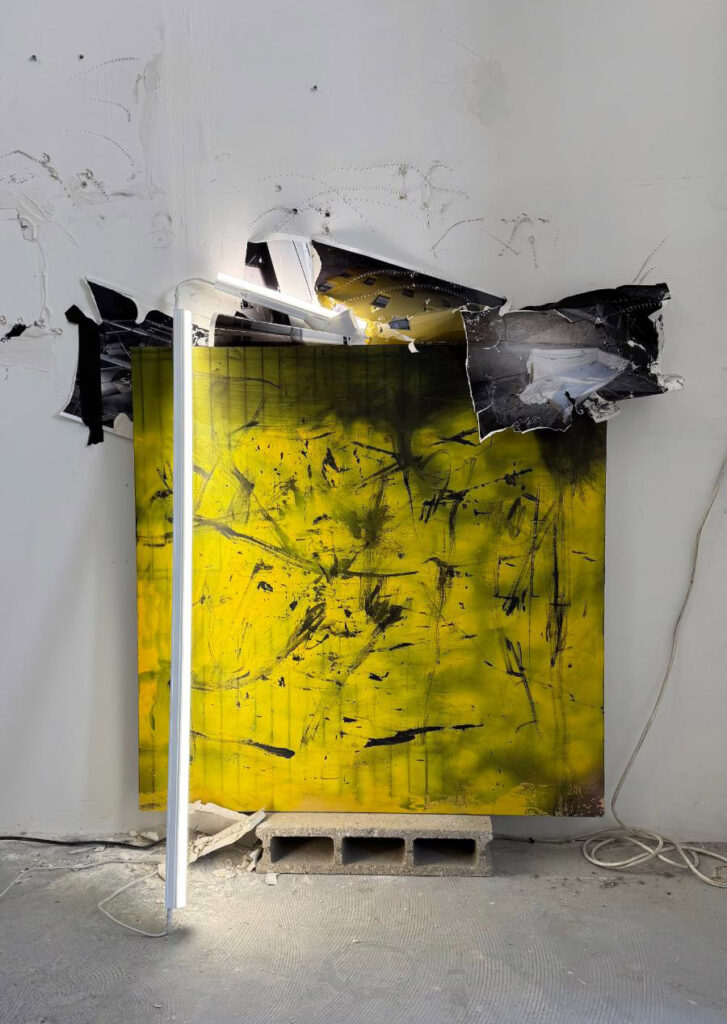 Arash Hanaei – Unsuccessful Landing 1 2